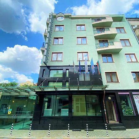 Hotel Light 3*
